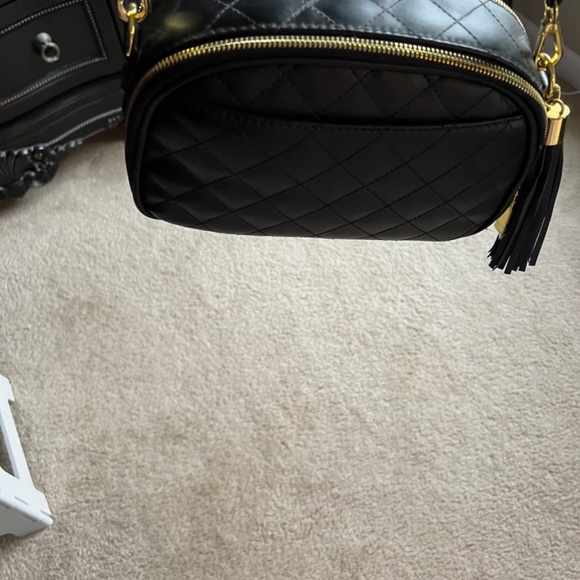 Joy/Iman pocketbook - Picture 2 of 3